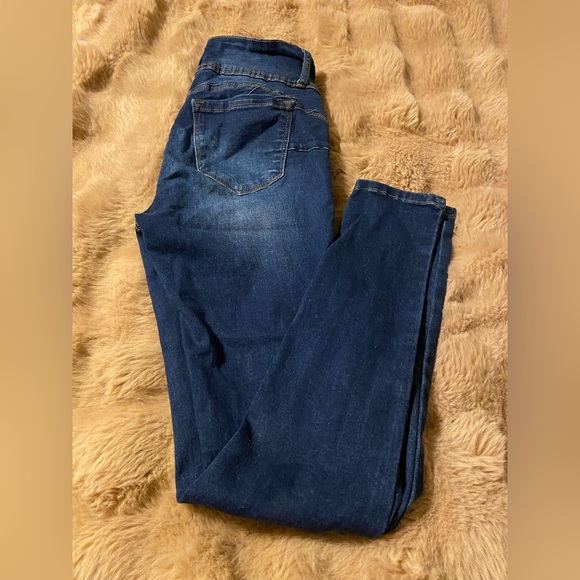 Wax Women's Push-Up 3 Button Skinny True Stretch Jean Butt I Love! - Picture 4 of 10